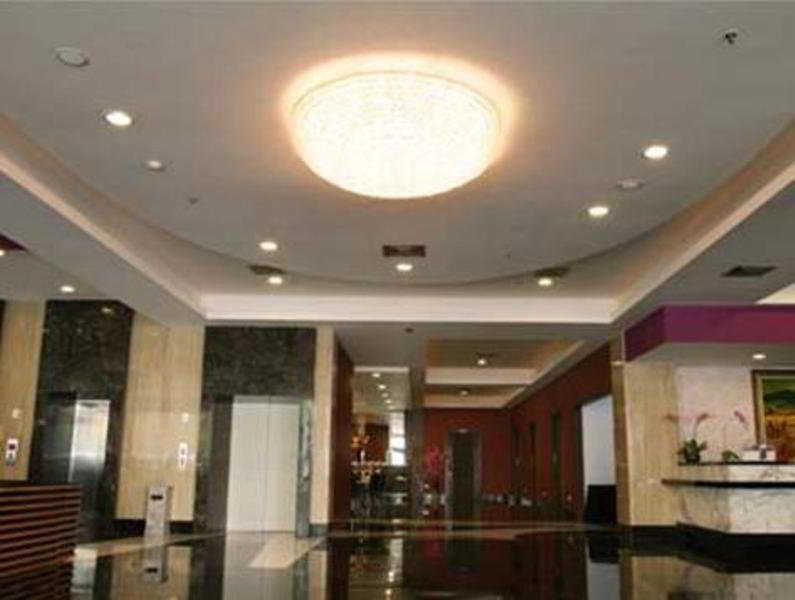Royal Palm Hotel & Conference Center Cengkareng Jakarta Eksteriør bilde